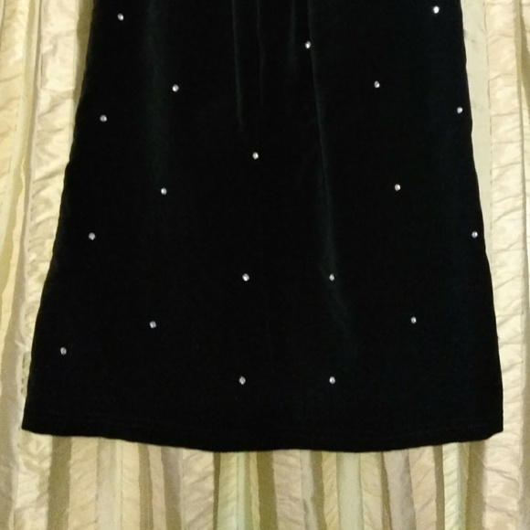 The Children's Place Black Velvet Dress - Picture 2 of 5